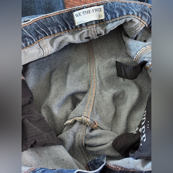 We The Free Good Luck Mid-Rise Barrel Jeans  - 30 - Picture 7 of 9